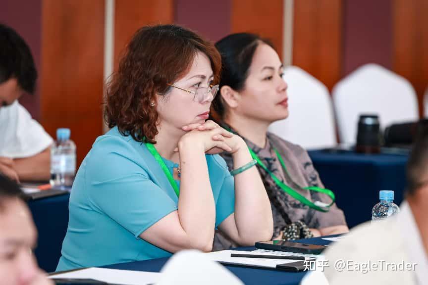�ƽ����齻��app����
